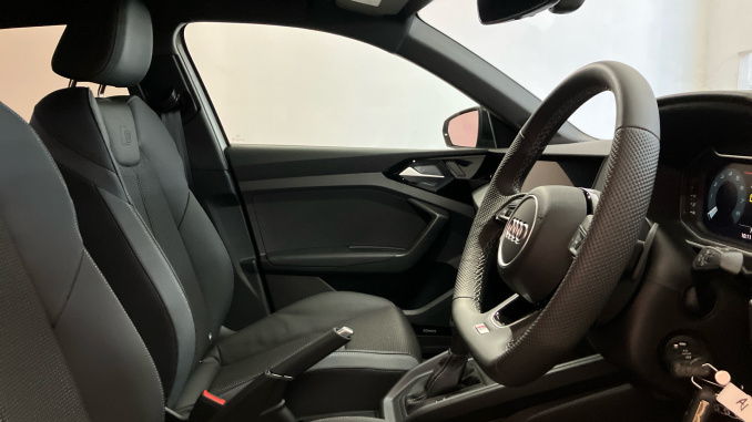 Audi A1 35 TFSI Black Edition 5dr S Tronic [Tech Pack] Petrol Hatchback - Image 15